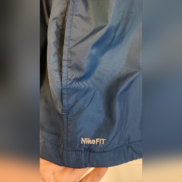 Nike LIVESTRONG Jacket, M, Blue - Picture 3 of 10